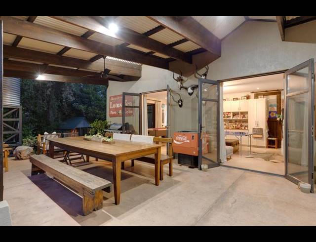 5 BEDROOM HOUSE FOR SALE IN FOURWAYS GARDENS